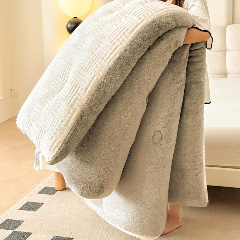Fluffy Fleece Winter Blanket | Double-Sided Microfiber Velvet | Available in Twin, Full, Queen, King Sizes