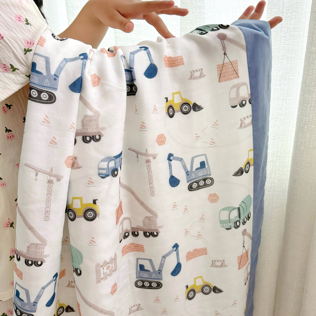 Toddler Quilt | Bamboo Fiber & Cotton | Cartoon Truck Design