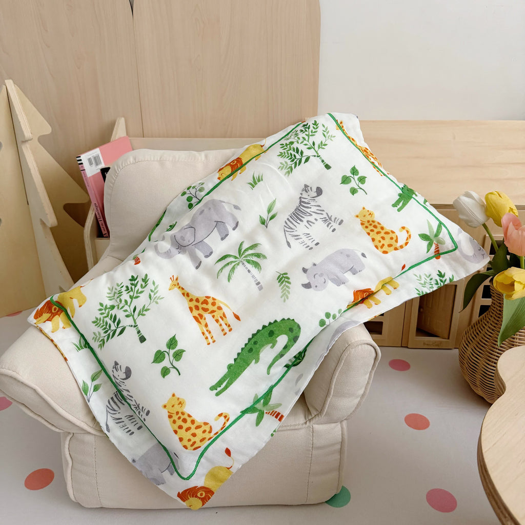 Toddler Quilt | Bamboo Fiber | Jungle Animals Design