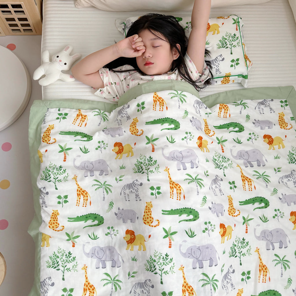 Toddler Quilt | Bamboo Fiber | Jungle Animals Design