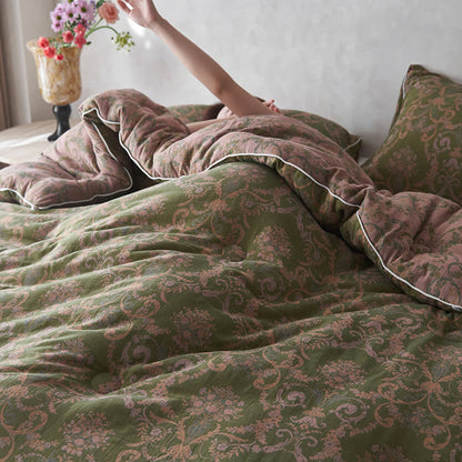 Retro Jacquard Quilt | Cotton & Cashmere Blend | Queen Size