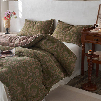 Retro Jacquard Quilt | Cotton & Cashmere Blend | Queen Size
