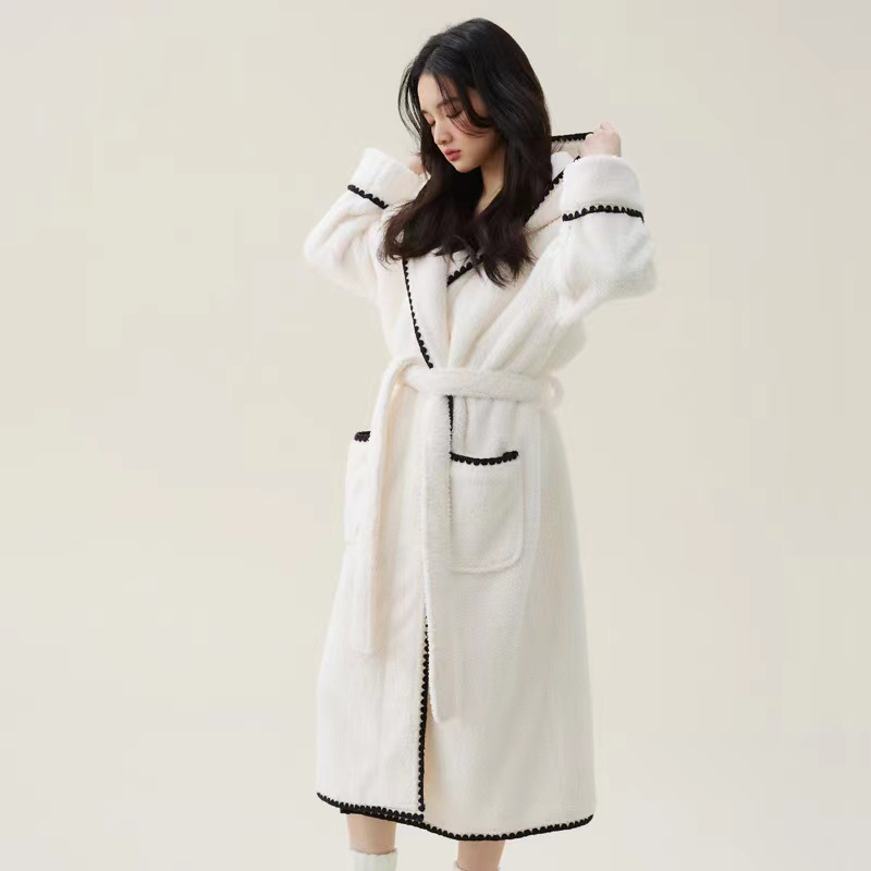 Warm Fleece Hooded Long Bathrobe