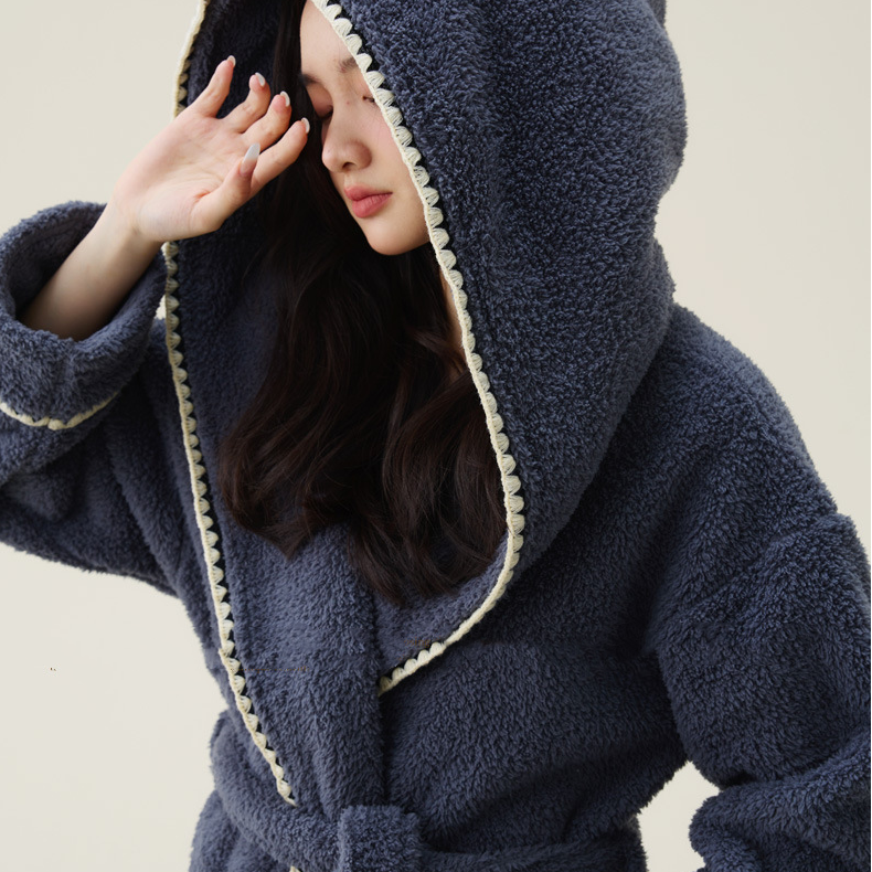 Warm Fleece Hooded Long Bathrobe