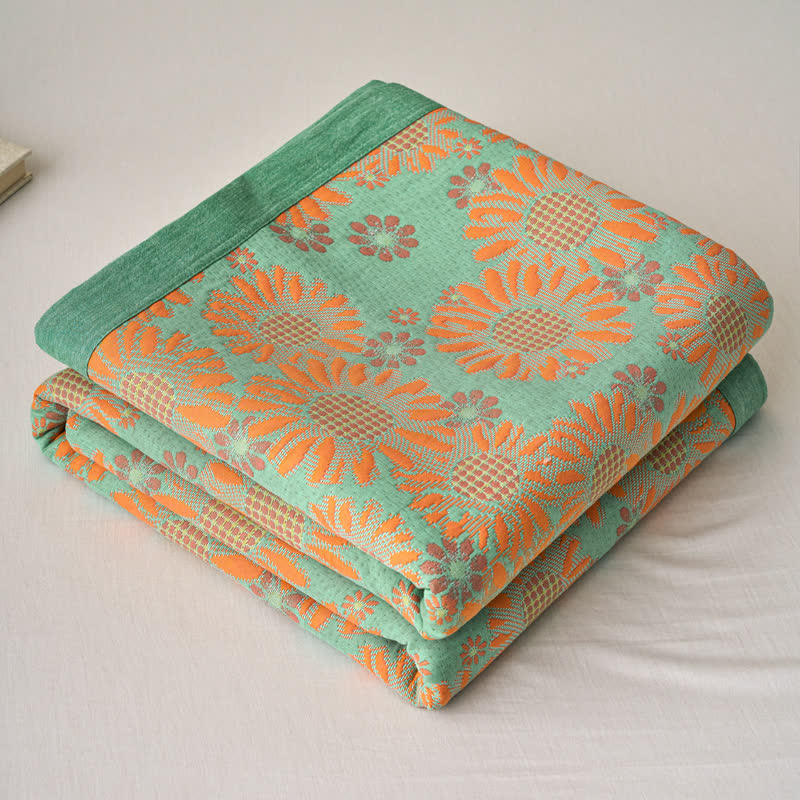 Cotton Gauze Quilt | Reversible Yarn-Dyed Daisy Print | Full, Queen, King Sizes