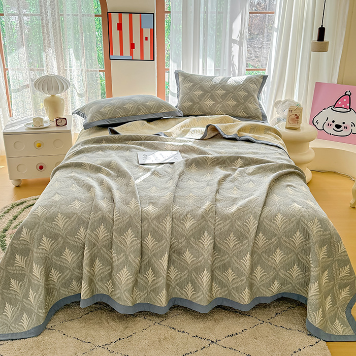 Pure Cotton Quilt | Eco-Friendly 3-Layer Design | Available in Full, Queen, King Sizes