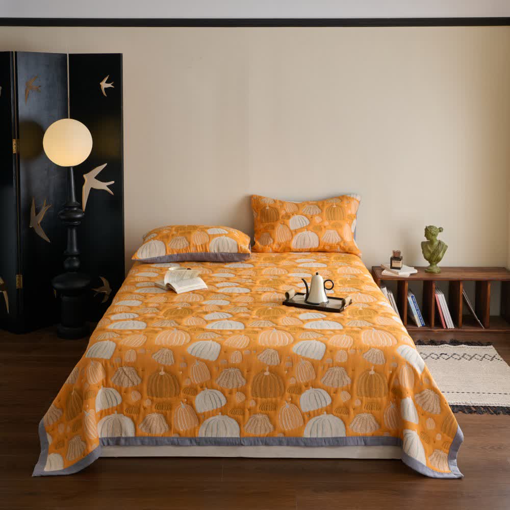Three-Layer Cotton Gauze Pumpkin Quilt | Eco-Friendly 100% Cotton | Available in Full, Queen, Cal King, King Sizes