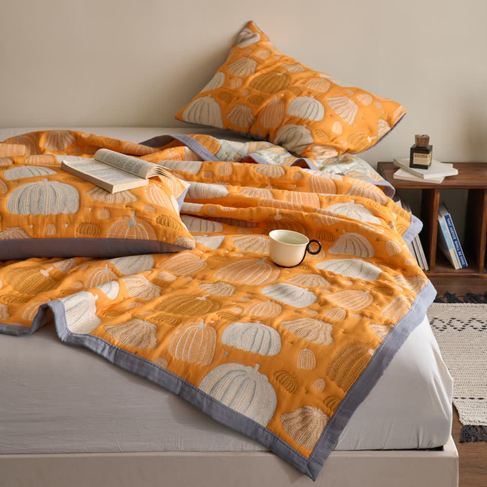 Three-Layer Cotton Gauze Pumpkin Quilt | Eco-Friendly 100% Cotton | Available in Full, Queen, Cal King, King Sizes