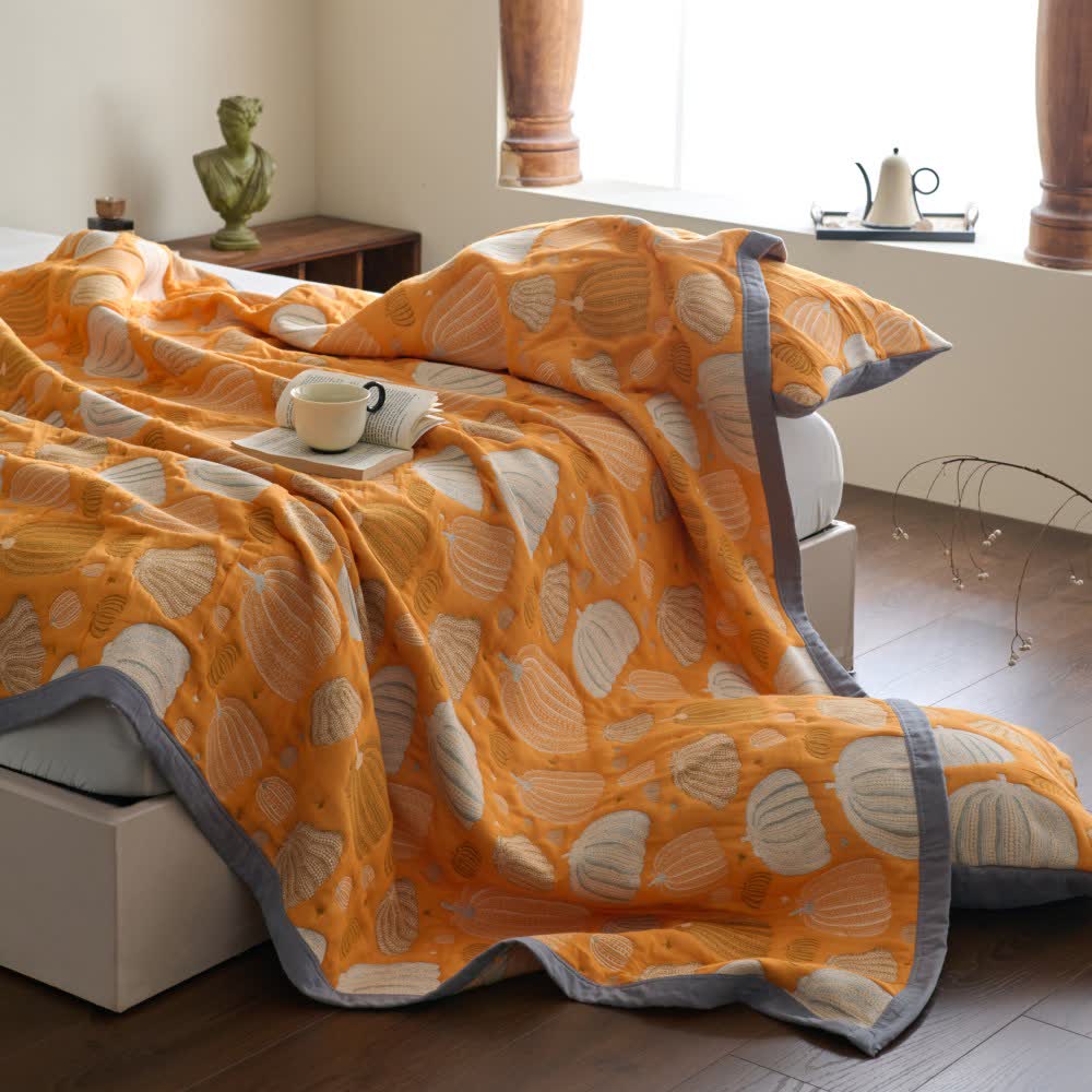 Three-Layer Cotton Gauze Pumpkin Quilt | Eco-Friendly 100% Cotton | Available in Full, Queen, Cal King, King Sizes