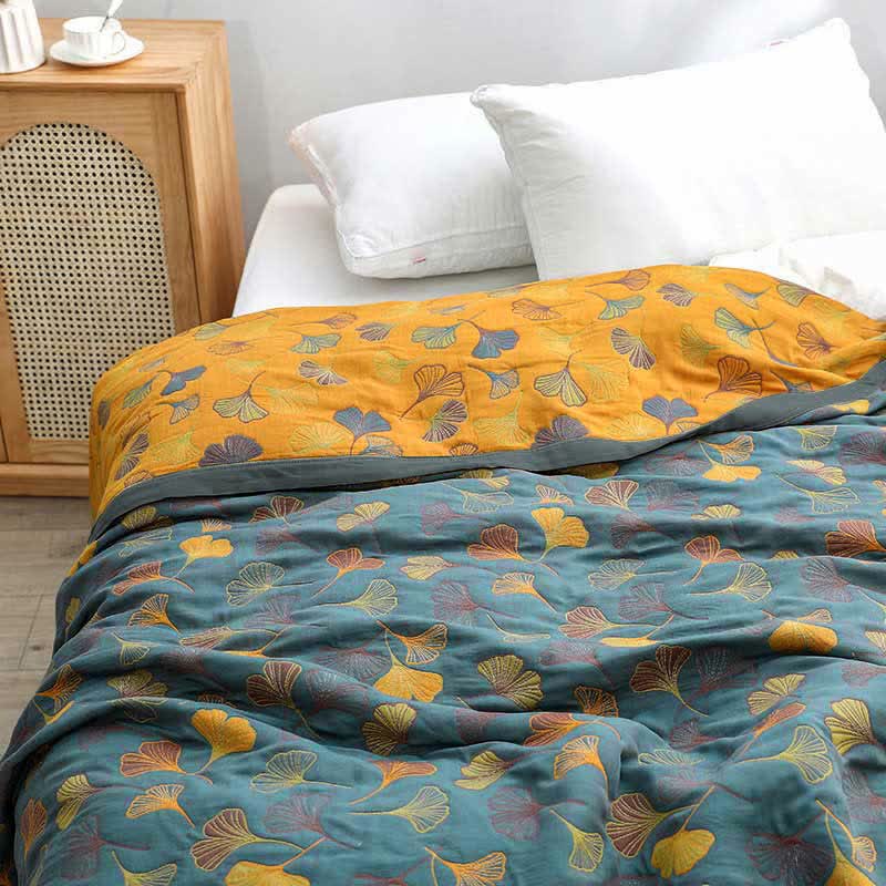 Ginkgo Leaf Quilt | 100% Combed Cotton | Reversible | Full/Queen/King Sizes