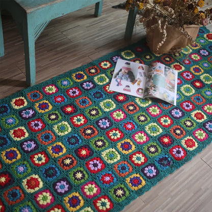 Retro Floral Crochet Blanket | Durable Cotton Yarn | Multiple Sizes