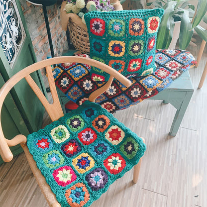 Retro Floral Crochet Blanket | Durable Cotton Yarn | Multiple Sizes