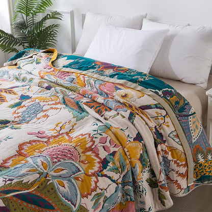 Reversible Floral Quilt | Breathable Cotton Gauze | Full/Queen Size