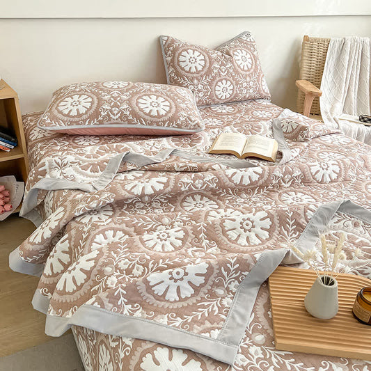 Geometric Pattern Coverlet Blanket | Soft Cotton-Polyester Blend | Available in Twin, Full, Queen, King Sizes