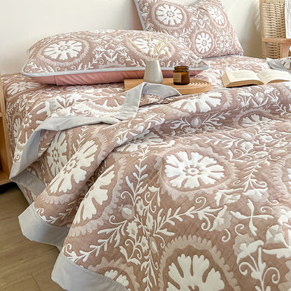Geometric Pattern Coverlet Blanket | Soft Cotton-Polyester Blend | Available in Twin, Full, Queen, King Sizes