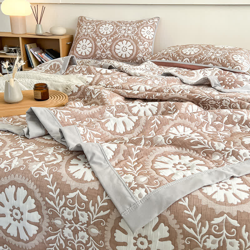 Geometric Pattern Coverlet Blanket | Soft Cotton-Polyester Blend | Available in Twin, Full, Queen, King Sizes