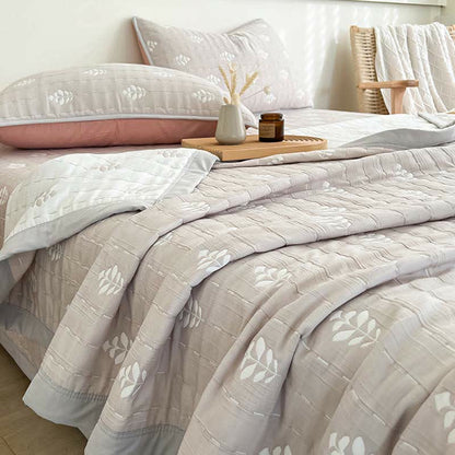 Leaf Pattern Jacquard Coverlet | Cotton-Polyester Blend | Twin, Full, Queen, King Sizes