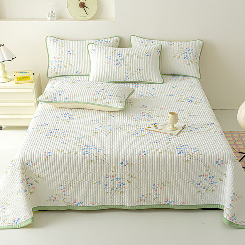 Rustic Leaf Print Coverlet | Soft Viscose Fiber | Full/Queen Size