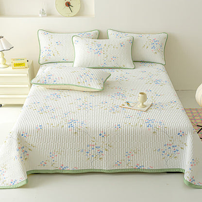 Rustic Leaf Print Coverlet | Soft Viscose Fiber | Full/Queen Size