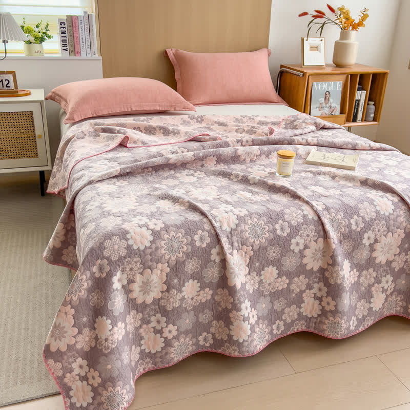 Reversible Cotton Coverlet | Floral Print | Twin, Full & Queen Sizes