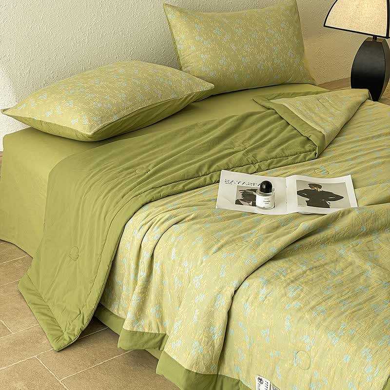 Cotton Summer Quilt | Three-Layer Jacquard Design | Full/Queen Size Options