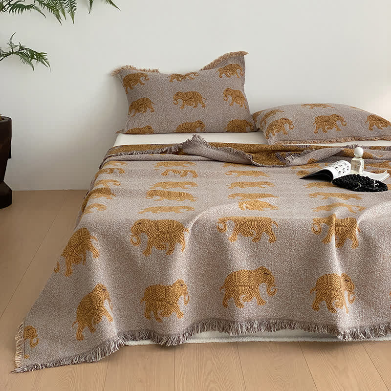Elephant Print Quilt | Breathable Cotton Gauze | Full/Queen Size