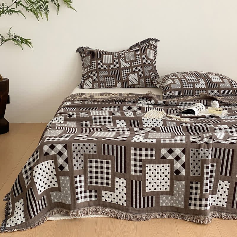 Cotton Gauze Quilt Set | Plaid & Polka Dots | Full/Queen with Tassels