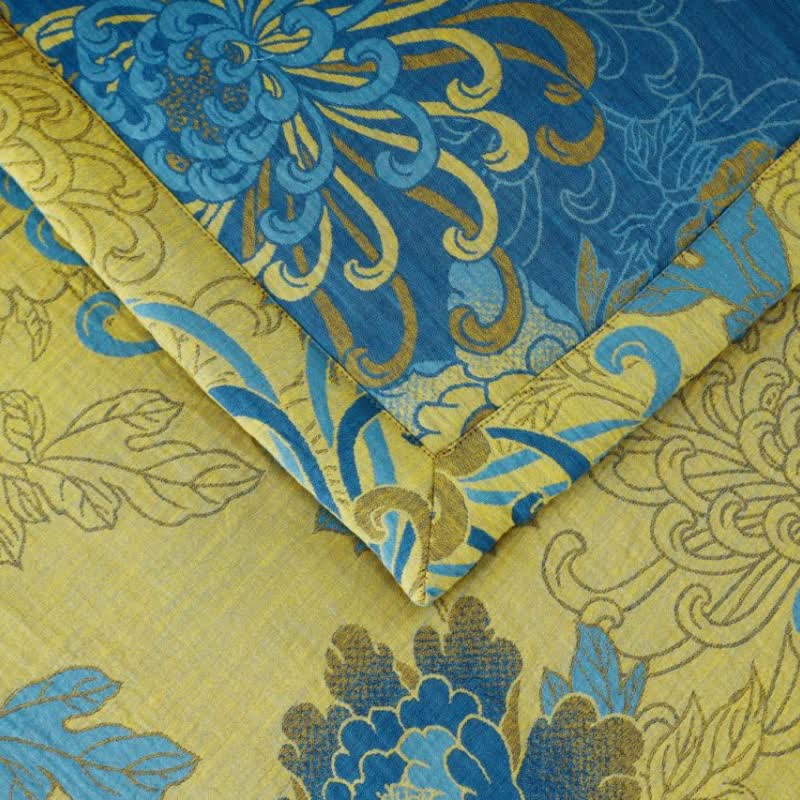 Cotton Summer Quilt | Retro Jacquard Design | Queen & King Sizes