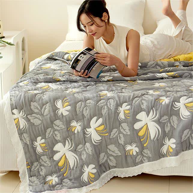 Floral Quilt | Bamboo Fiber | Full/Queen Size