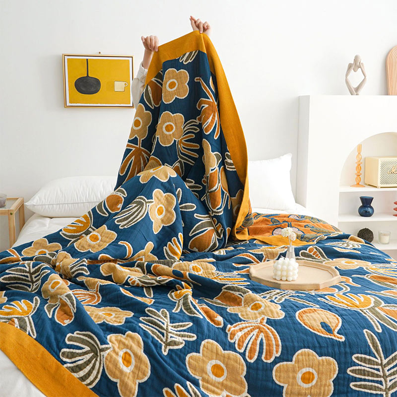 King Size Cotton Quilt | Flower Print | Double-Sided Design 90"x98"