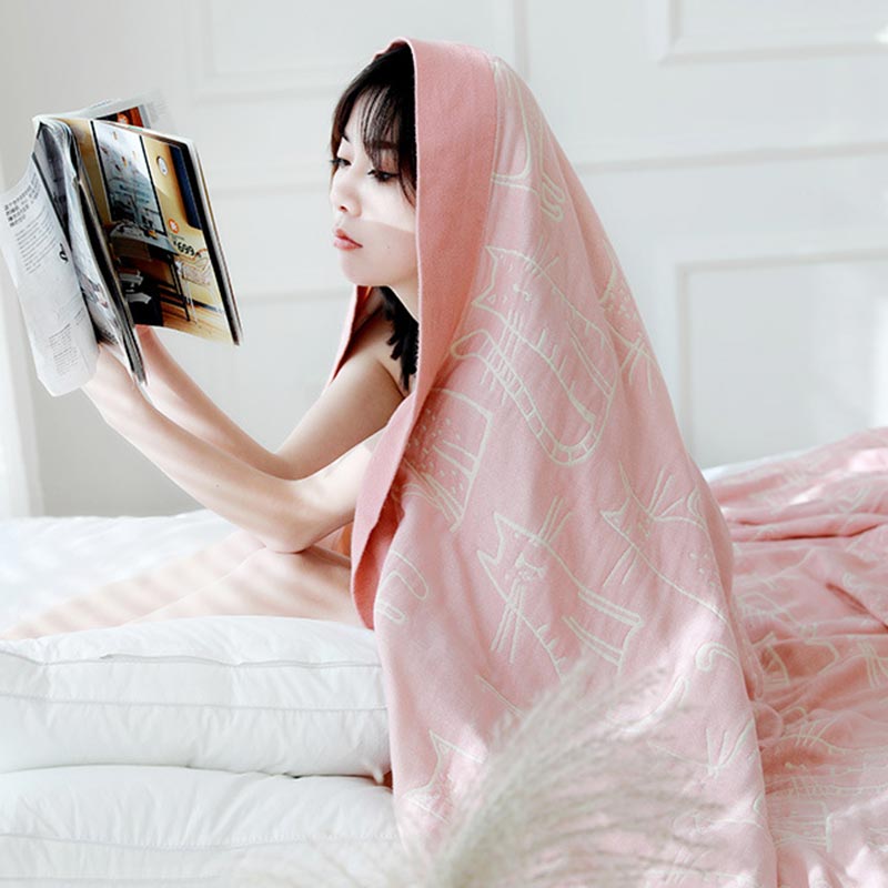 Cat Print Cotton Quilt | Reversible Design | Full/Queen Size
