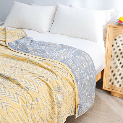 Cotton Quilt | Reversible Geometric Pattern | Full/Queen Size