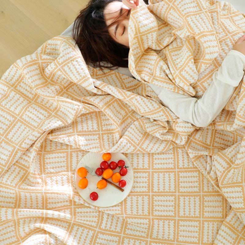 Plaid Quilt | 100% Organic Cotton | Lightweight Reversible Design