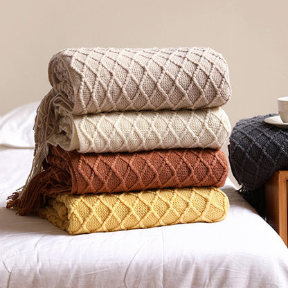 Knitted Prismatic Pattern Blanket | Acrylic Fiber | 127cm x 152cm
