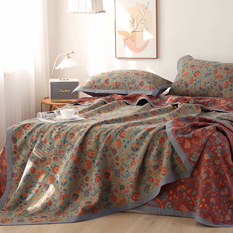 Retro Flower Quilt | 100% Organic Cotton | Reversible Design, Available in Full, Queen, King