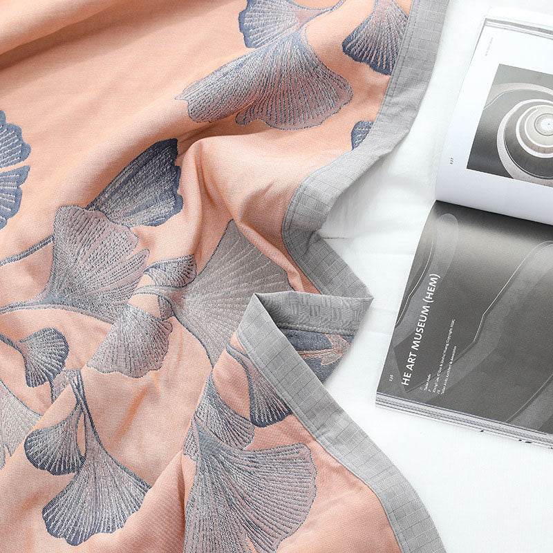 Ginkgo Leaf Reversible Quilt | 70% Cotton & 30% Soybean Fiber | Full/Queen/King Sizes
