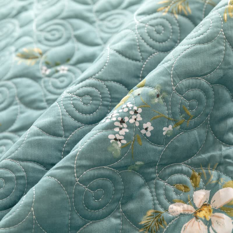 Blooming Floral Bedding Set | 100% Organic Cotton | Quilt & 2 Pillowcases