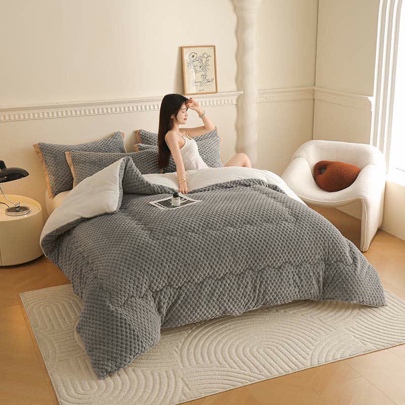 Thick Fleece Winter Quilt | Ultra-Soft Polyester | King Size 86"W x 94"L