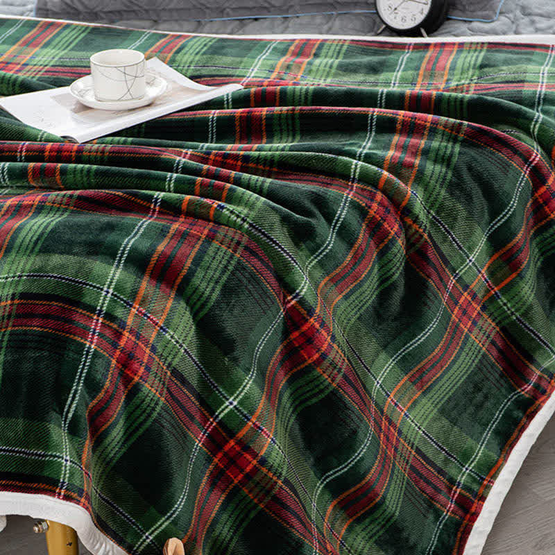 Christmas Plaid Throw Blanket | Soft Polyester | Multiple Sizes