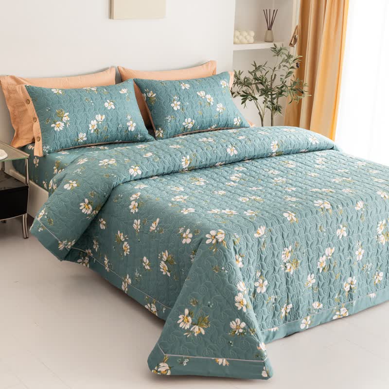 Blooming Floral Bedding Set | 100% Organic Cotton | Quilt & 2 Pillowcases