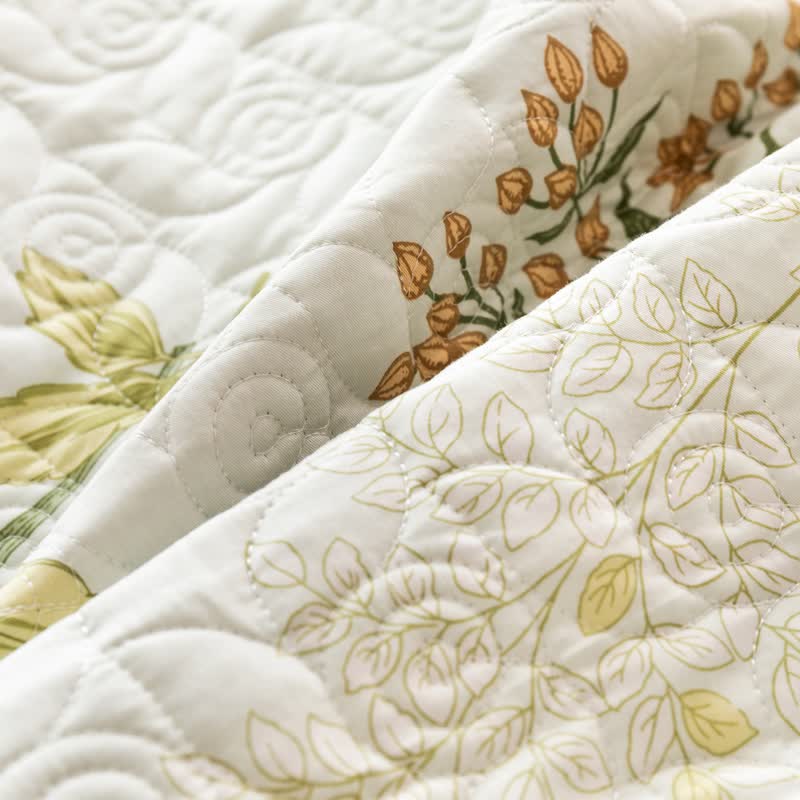 Floral Quilted Bedding Set | 100% Organic Cotton | Queen Size, 2 Pillowcases