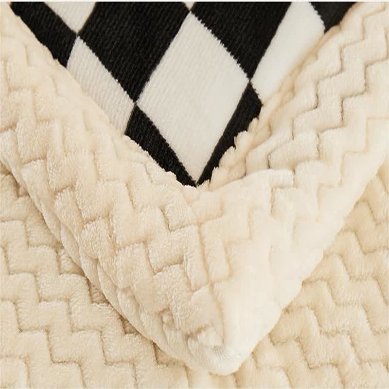 Checkerboard Velvet Blanket | Soft Polyester with Cotton Fill | Full/Queen Size