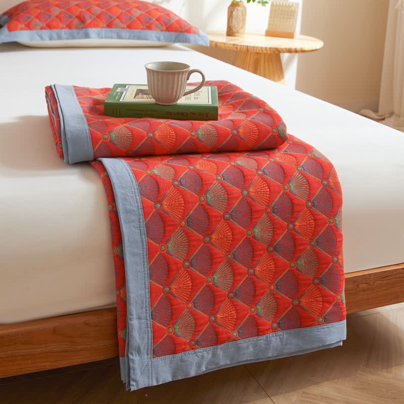 Cotton Gauze Quilt | Organic Cotton with Peacock Tail Design | Full/Queen Size Options