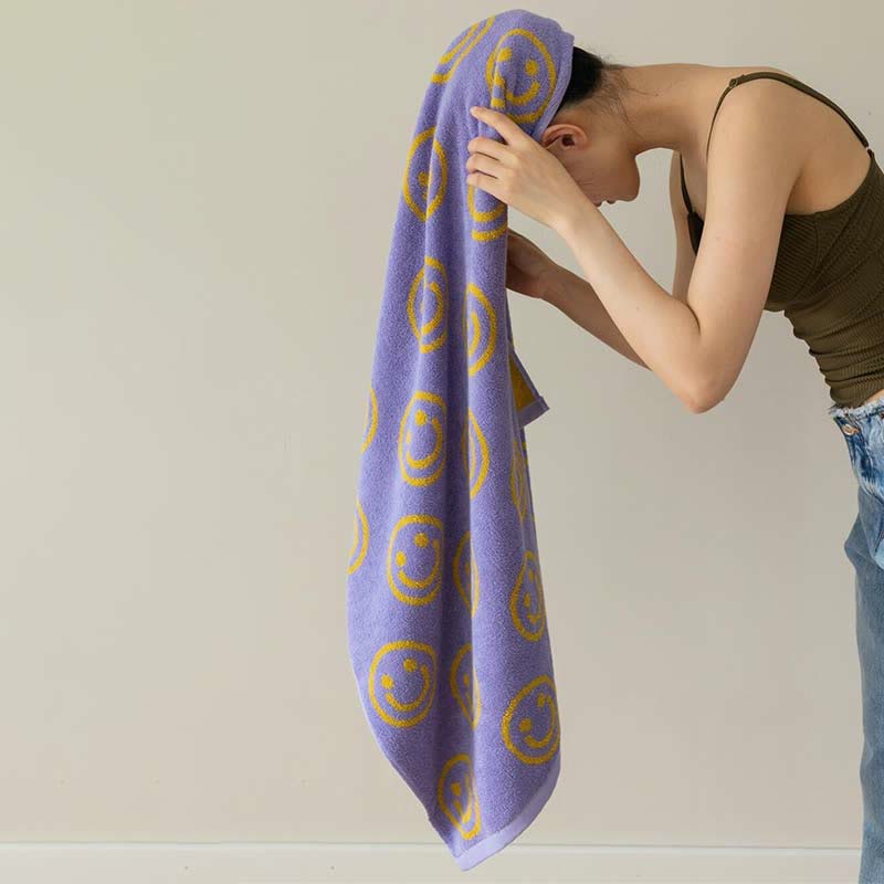 Combed Cotton Towel | Soft & Absorbent | Smiling Pattern | 70cm x 140cm
