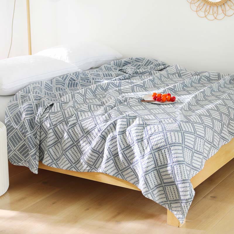 Plaid Quilt | 100% Organic Cotton | Lightweight Reversible Design