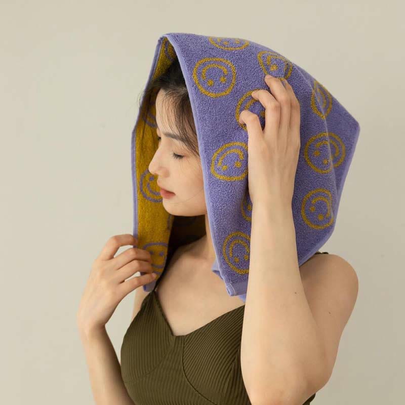 Combed Cotton Towel | Soft & Absorbent | Smiling Pattern | 70cm x 140cm