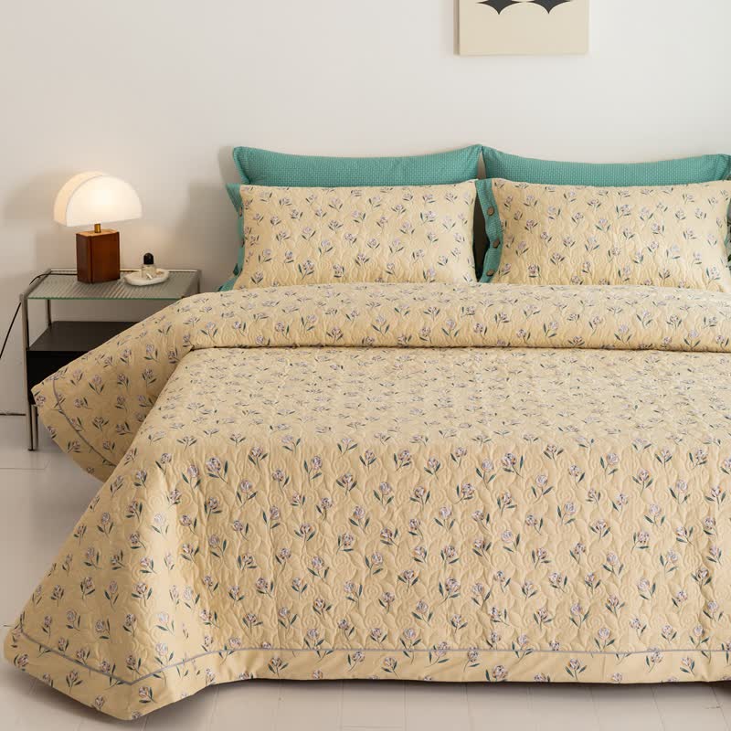 Rustic Tulip Quilted Bedding Set | 100% Organic Cotton | Quilt & 2 Pillowcases