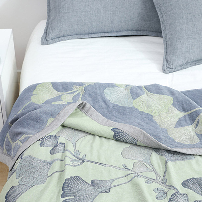 Ginkgo Leaf Reversible Quilt | 70% Cotton & 30% Soybean Fiber | Full/Queen/King Sizes