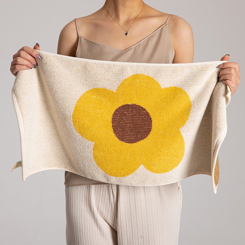 Flower Pattern Cotton Bath Towel | Breathable & Soft | 70cm x 140cm