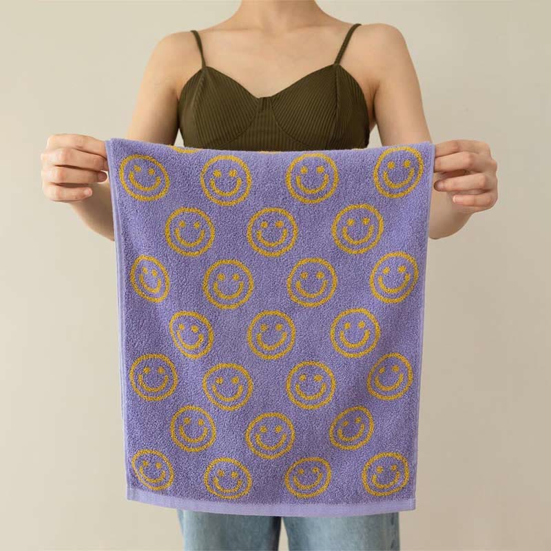 Combed Cotton Towel | Soft & Absorbent | Smiling Pattern | 70cm x 140cm